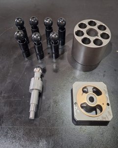 Kit Rotativo Bomba Hidráulica 210G Lado Direito 2052956 | 8050658 | 4337035 | 2052073